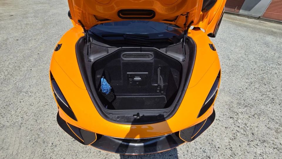 Mclaren 765LT