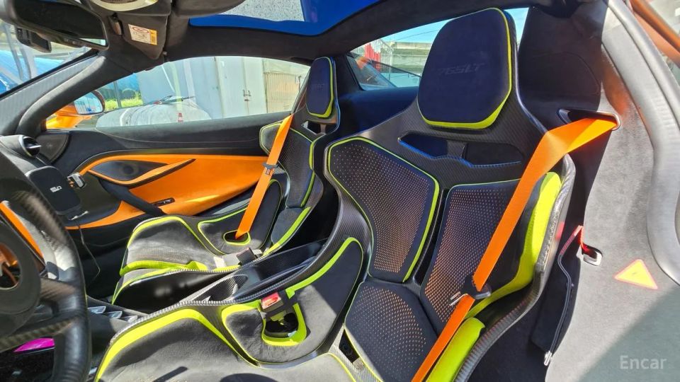 Mclaren 765LT