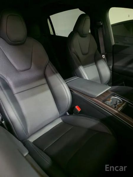 Tesla model-x