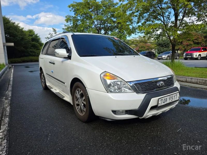 Kia Canival