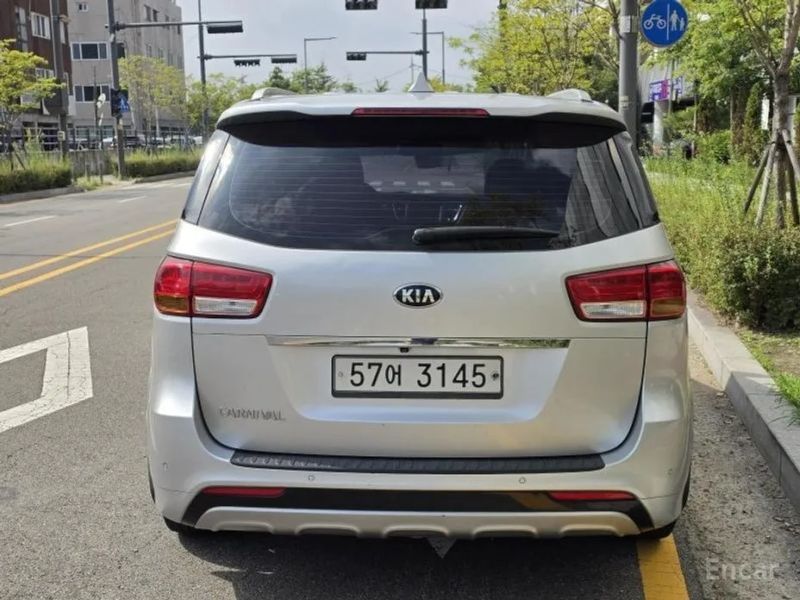 Kia Canival