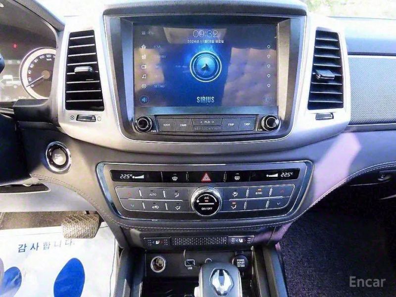 KG_Mobility_Ssangyong Rexton