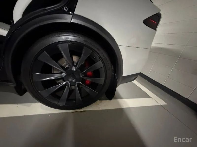 Tesla model-x
