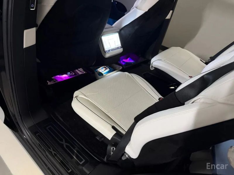 Tesla model-x