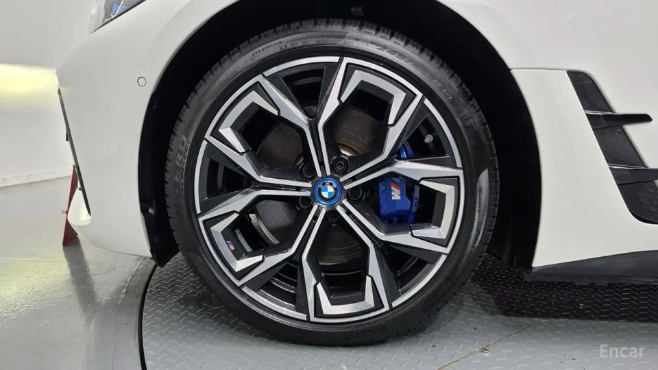 Bmw I4