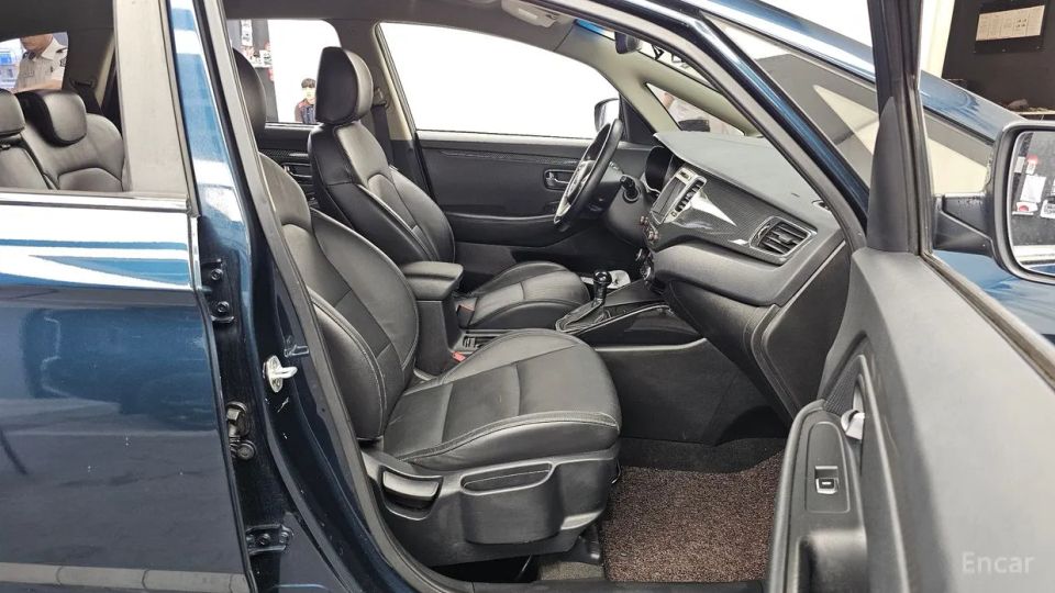 Kia Carens