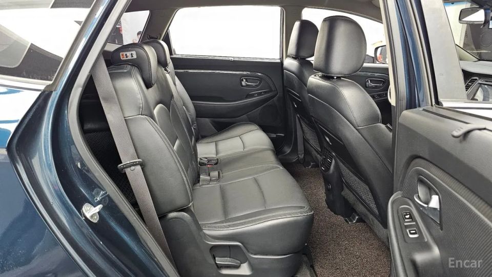 Kia Carens