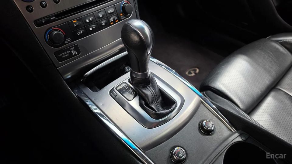Infiniti G