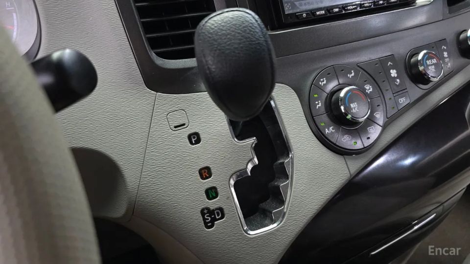 Toyota Sienna