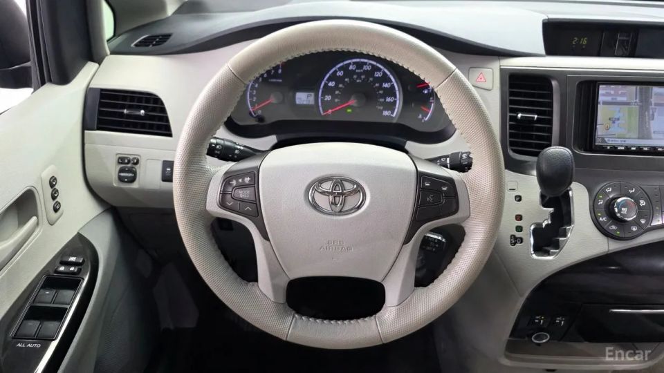 Toyota Sienna