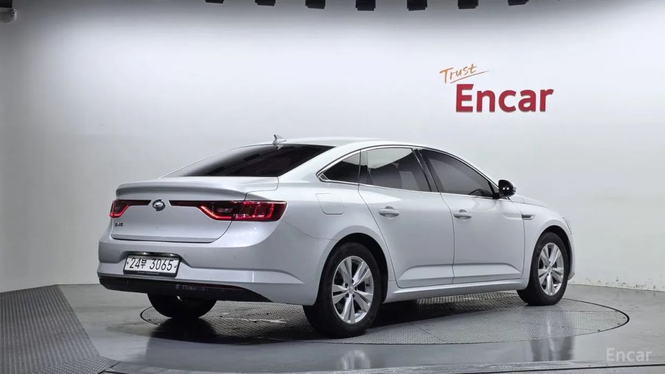 Renault-KoreaSamsung SM6
