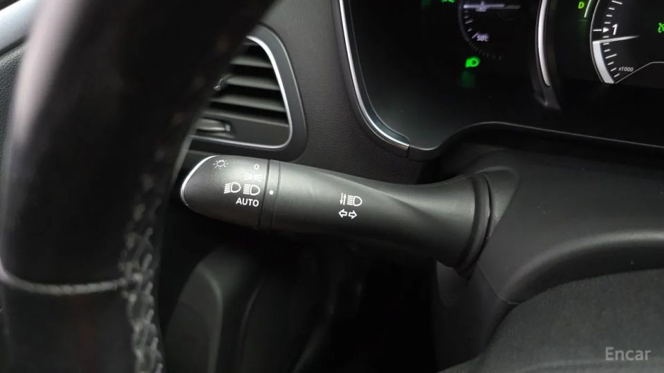 Renault-KoreaSamsung SM6