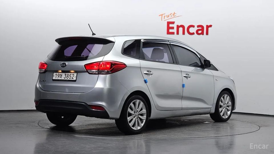 Kia Carens