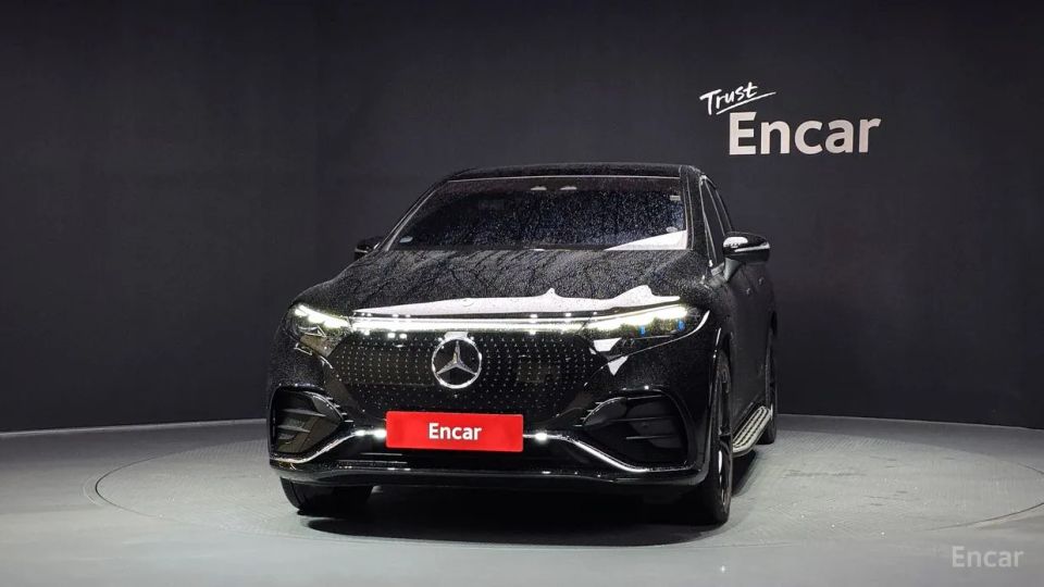 Mercedes-Benz EQS