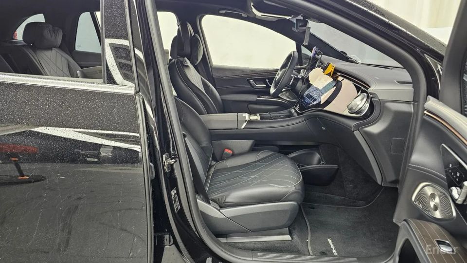 Mercedes-Benz EQS