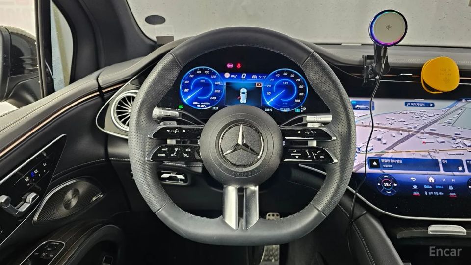 Mercedes-Benz EQS