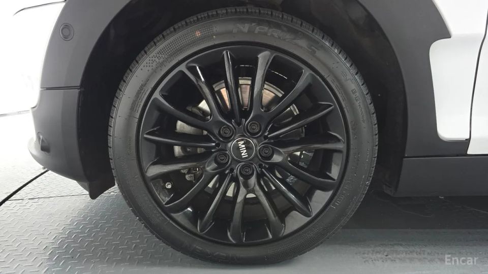 Mini clubman