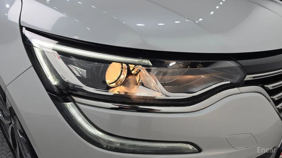 Renault-KoreaSamsung SM6