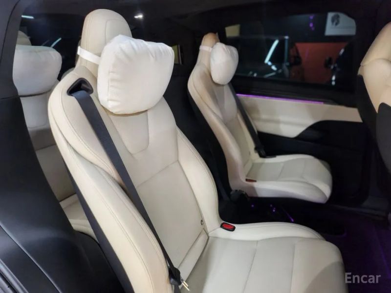 Tesla model-x