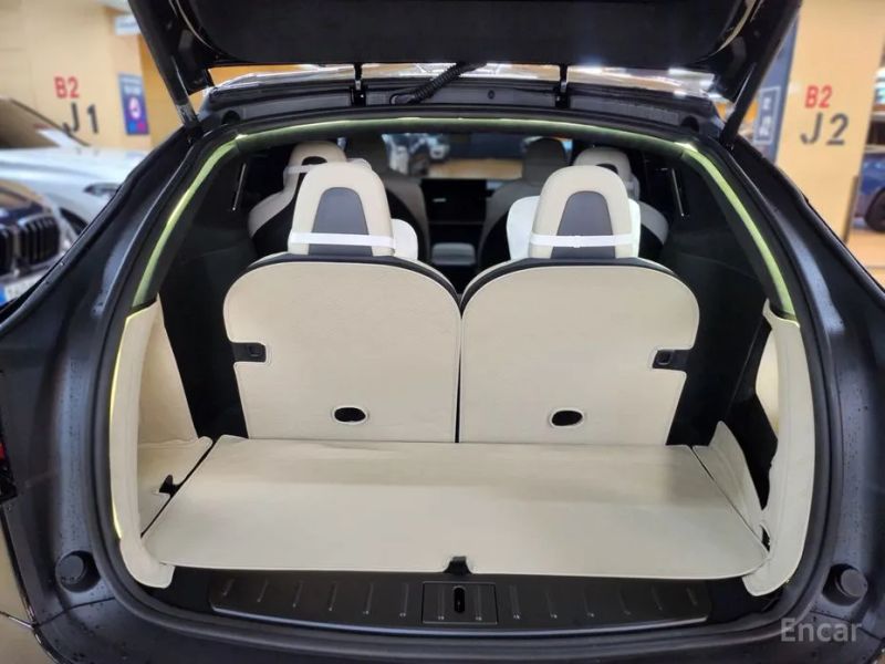 Tesla model-x