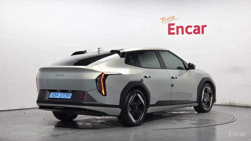 Kia EV4