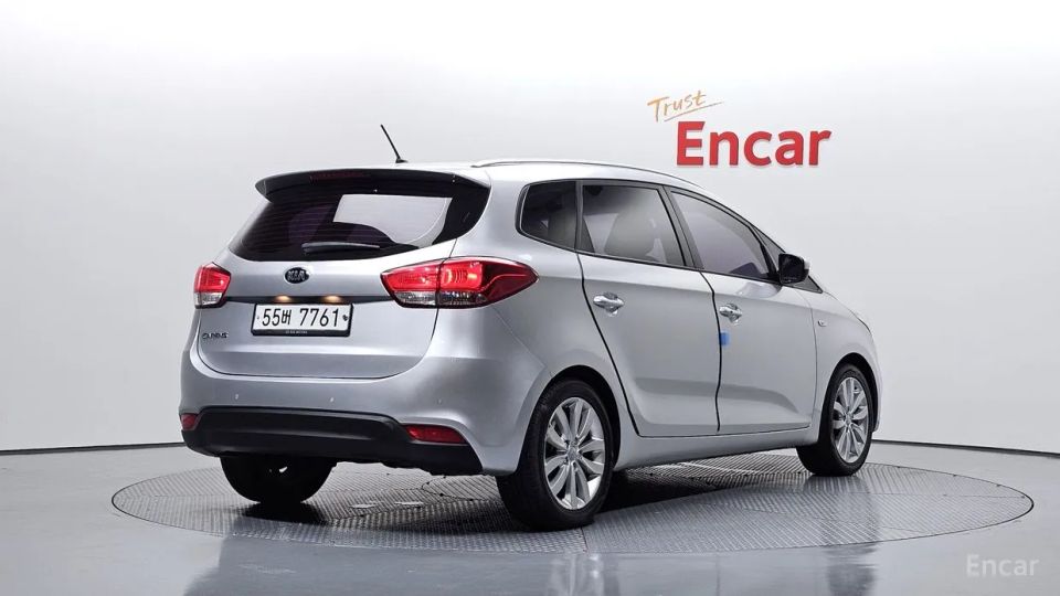 Kia Carens