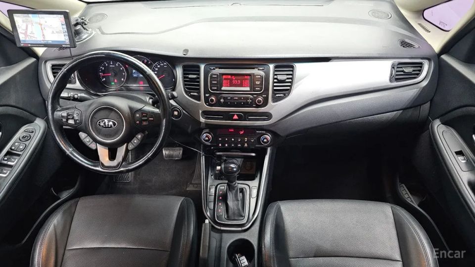 Kia Carens