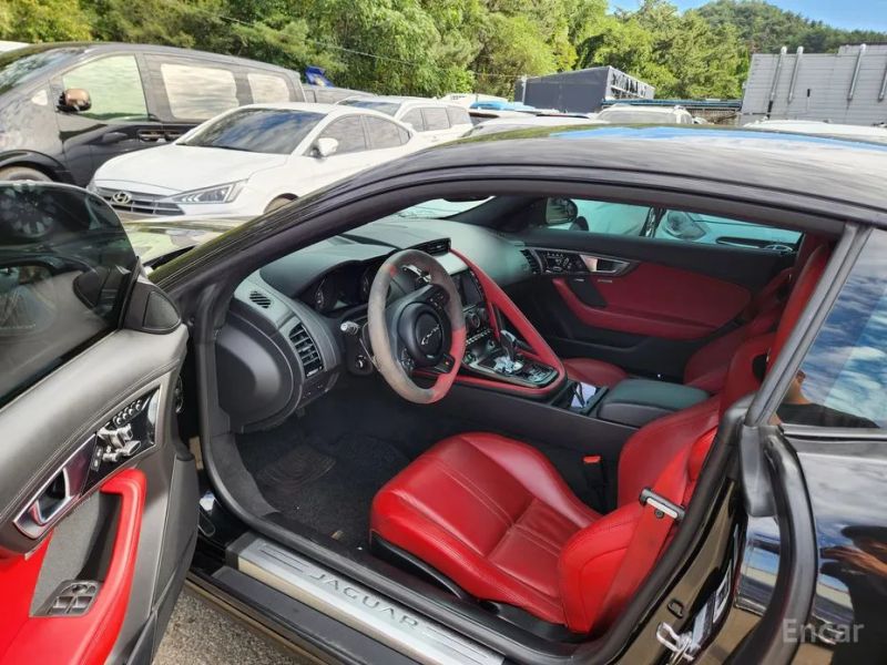 Jaguar F-TYPE