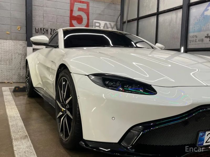 Astonmartin Vantage