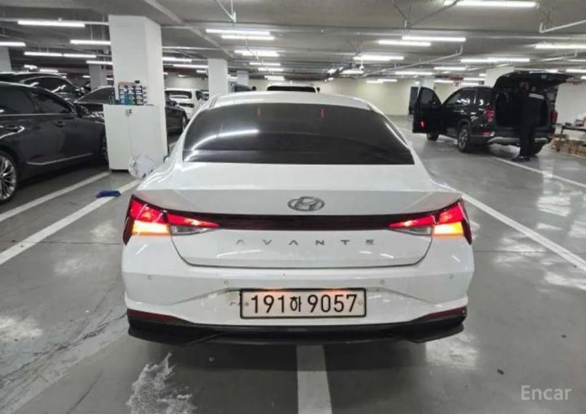 Hyundai AVANTE