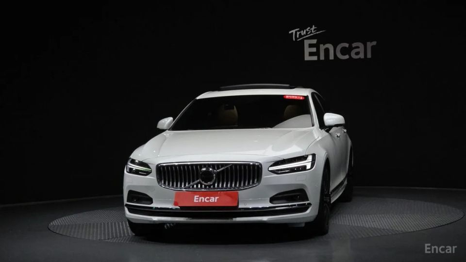 Volvo S90