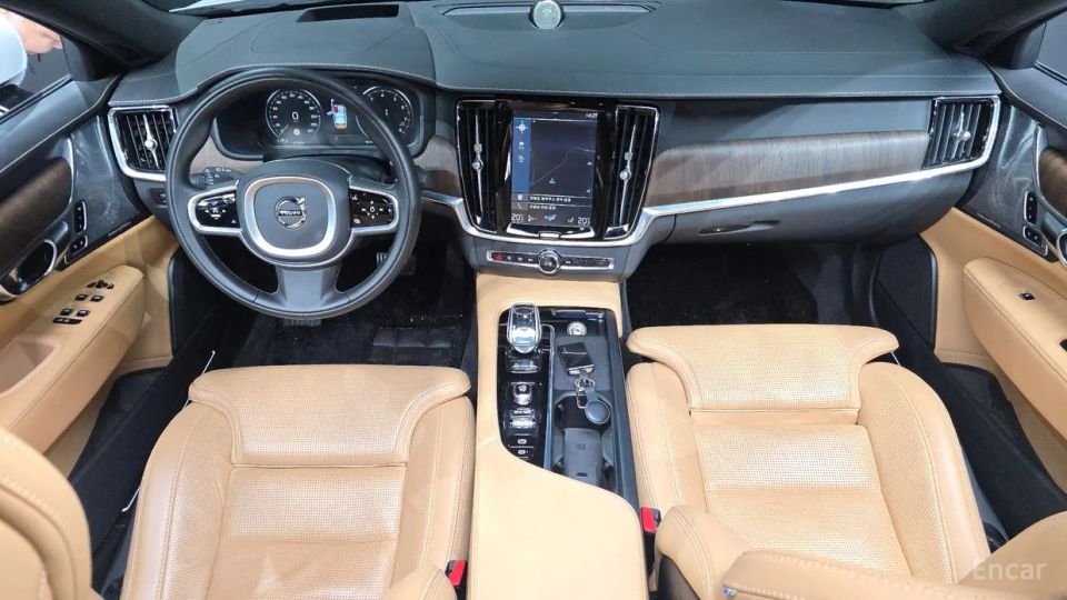 Volvo S90