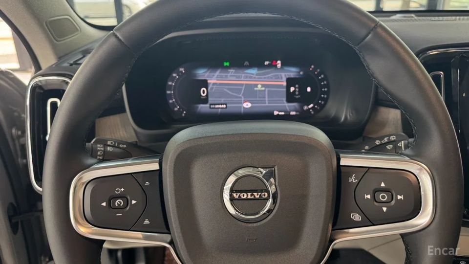 Volvo XC40