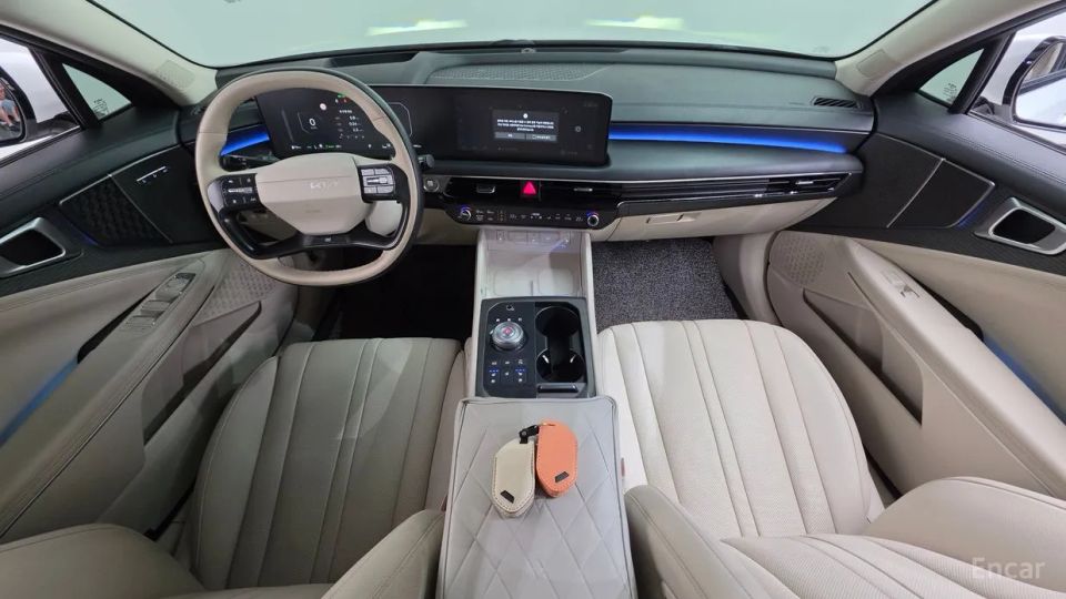 Kia K8
