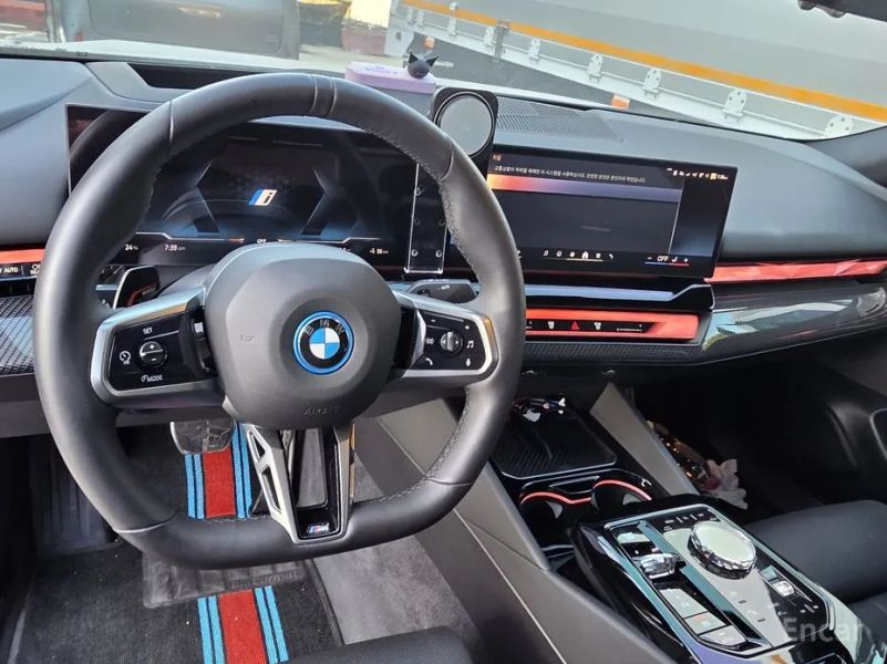 BMW i5