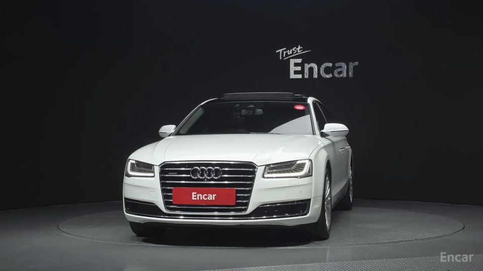 Audi A8