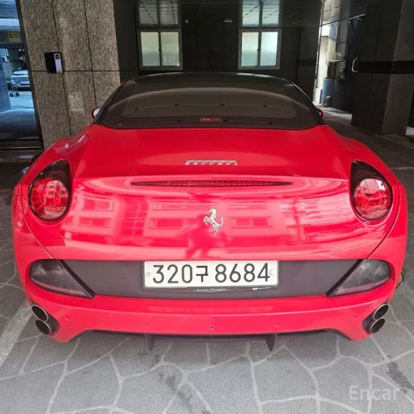 Ferrari California