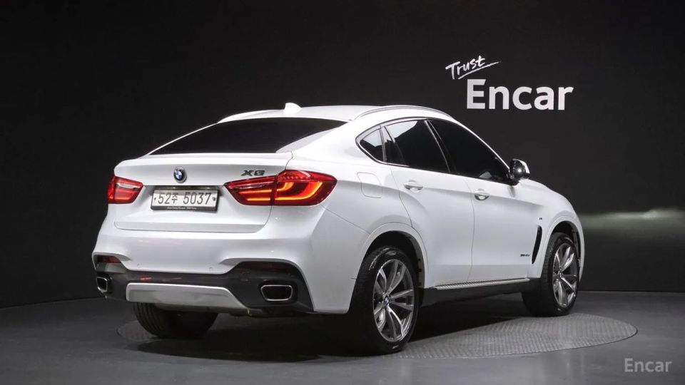 BMW X6