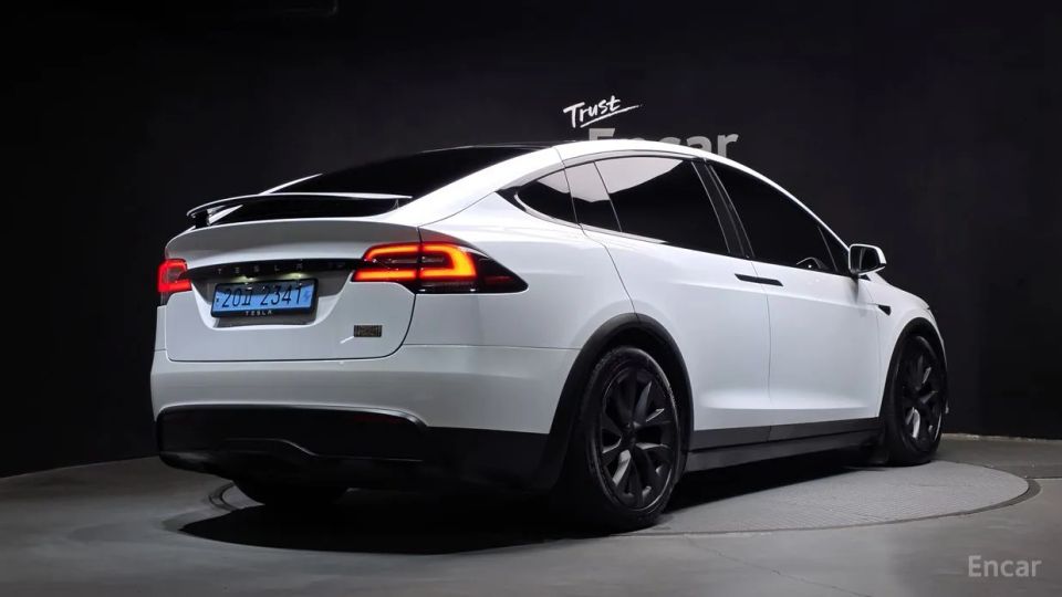 Tesla model-x