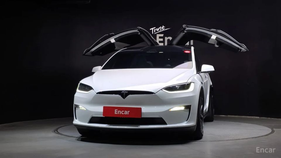 Tesla model-x