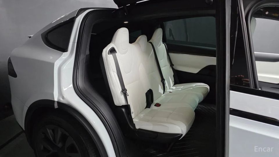 Tesla model-x
