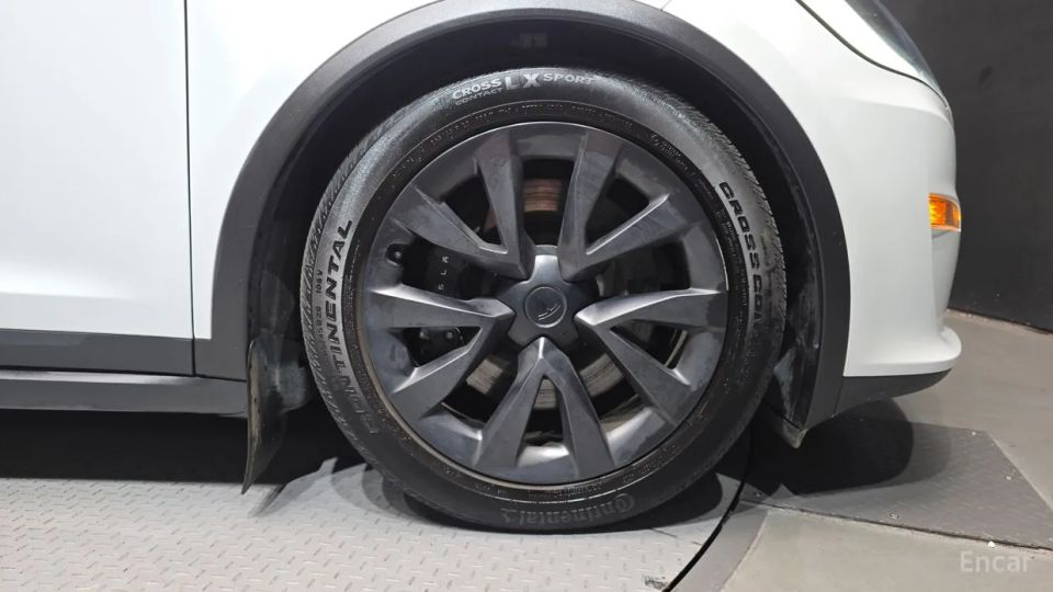 Tesla model-x