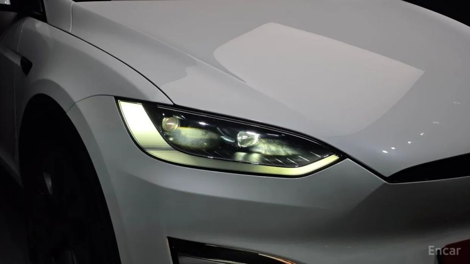 Tesla model-x