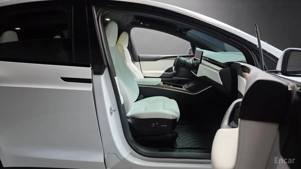 Tesla model-x