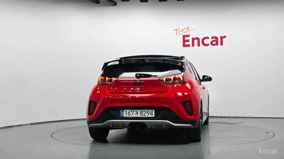 Hyundai Veloster