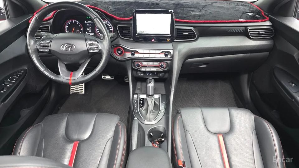 Hyundai Veloster