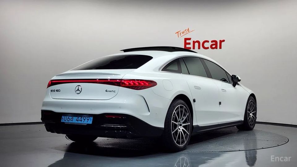 Mercedes-Benz EQS