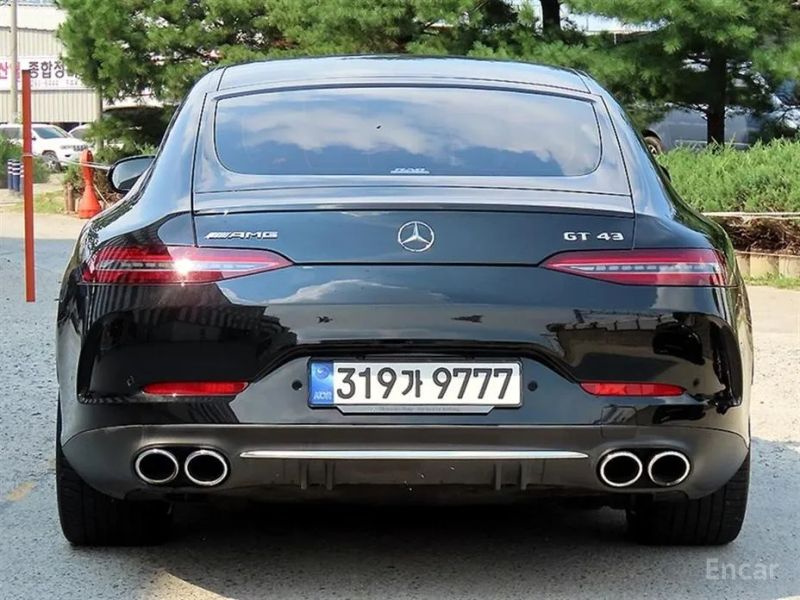 Mercedes-Benz AMG GT