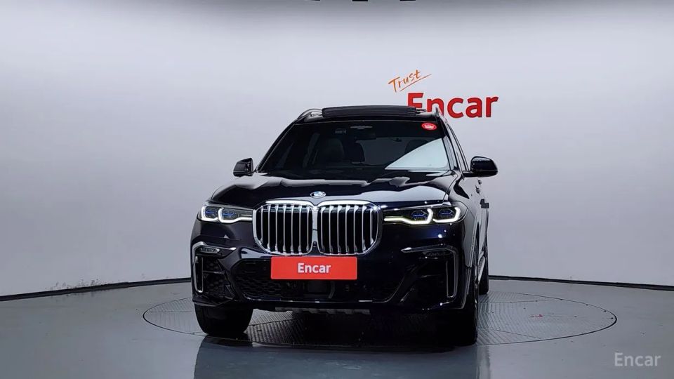 BMW X7
