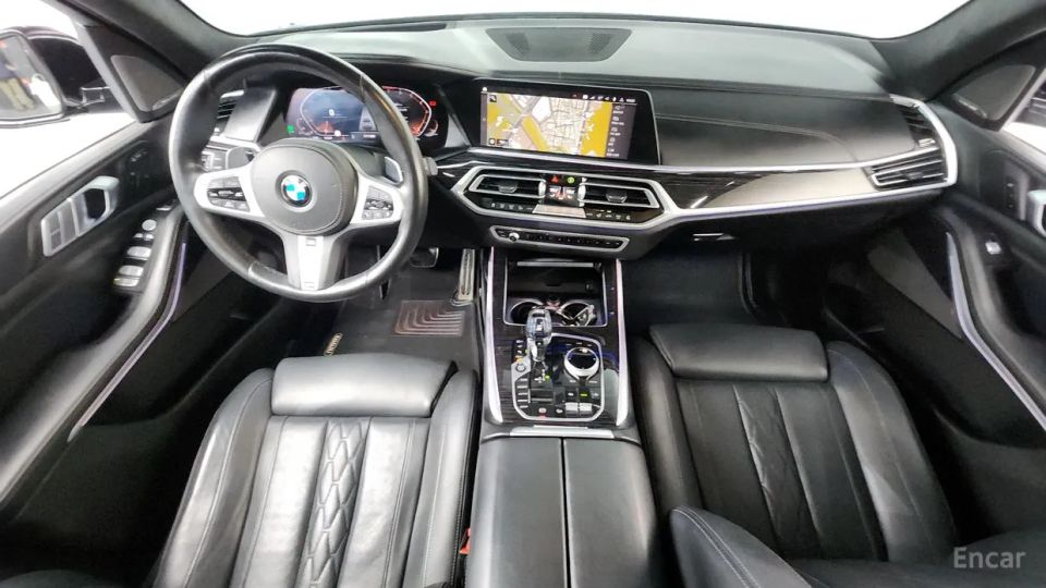 BMW X7